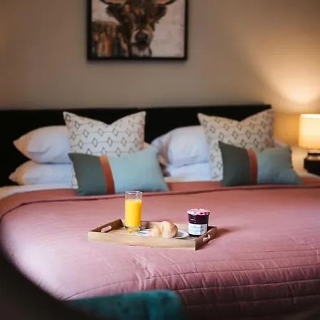 Stylish & Well Equipped Modern Apartment Birmingham